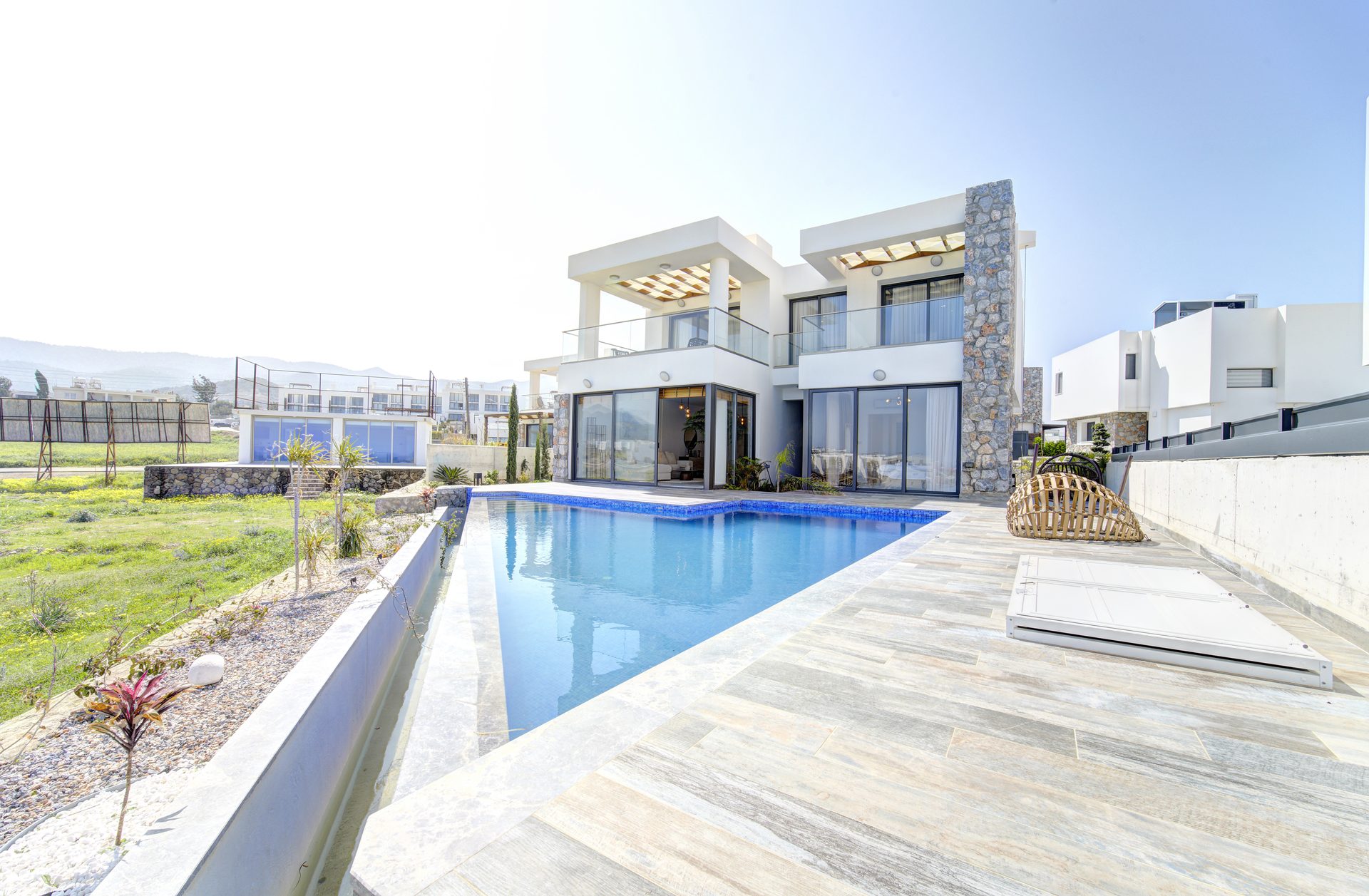 Luxury 4+1 Seafront Villas – Exclusive Mediterranean Living